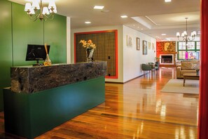 Reception - Hotel Fioreze Origem (Gramado)
