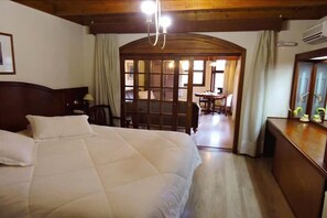 Minibaari, pimennysverhot, ilmainen Wi-Fi