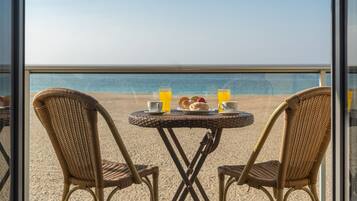 Double Room, Ocean View | Pemandangan dari bilik