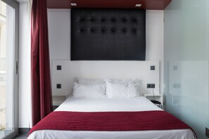 Minibar, desk, soundproofing, free WiFi - Hotel Oceano (Nazaré)