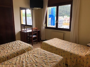 Bed sheets - Hotel Costa Cántabra (Argonos)
