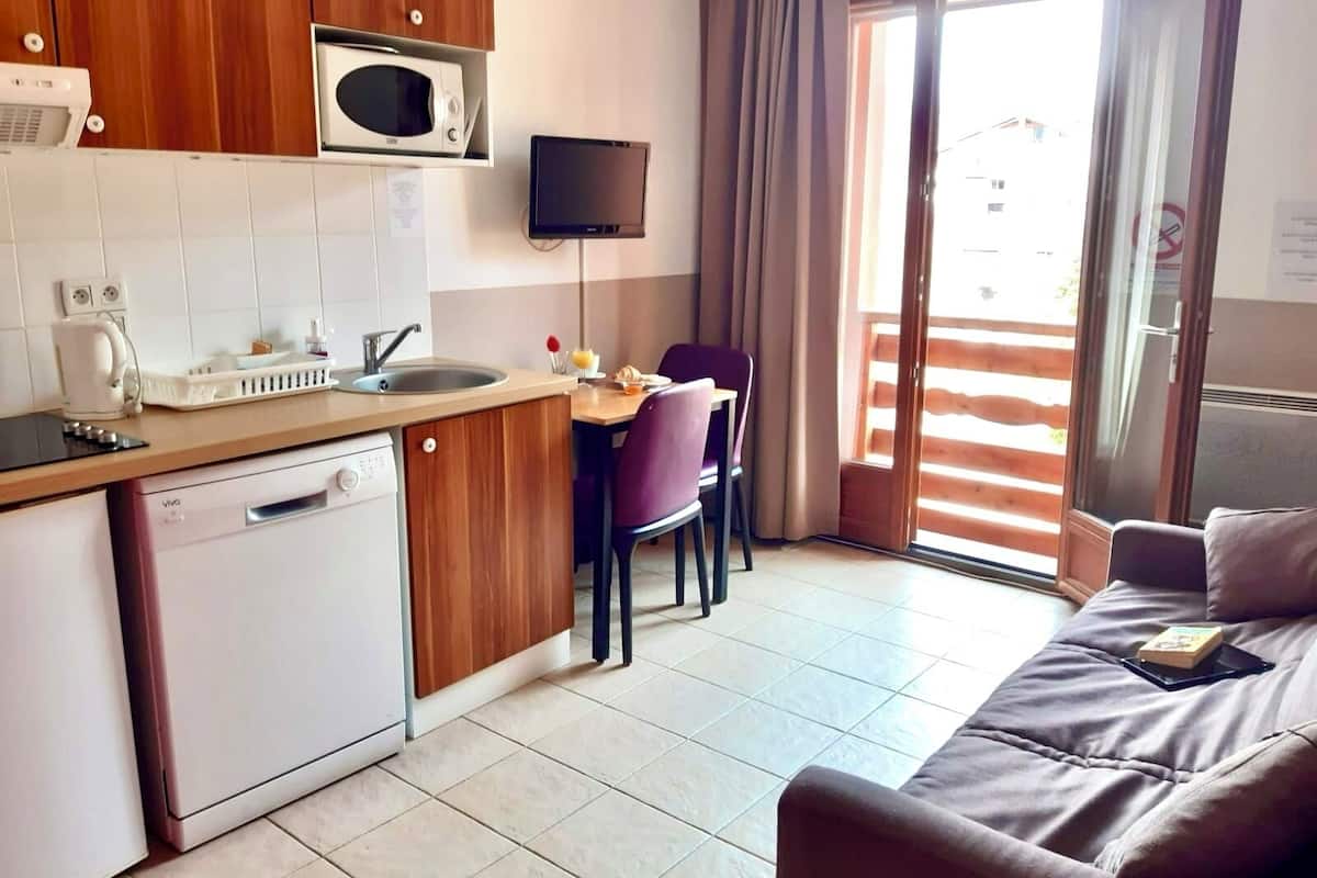 Studio (2) | Soundproofing, free WiFi, bed sheets