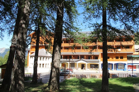 Fachada de la propiedad