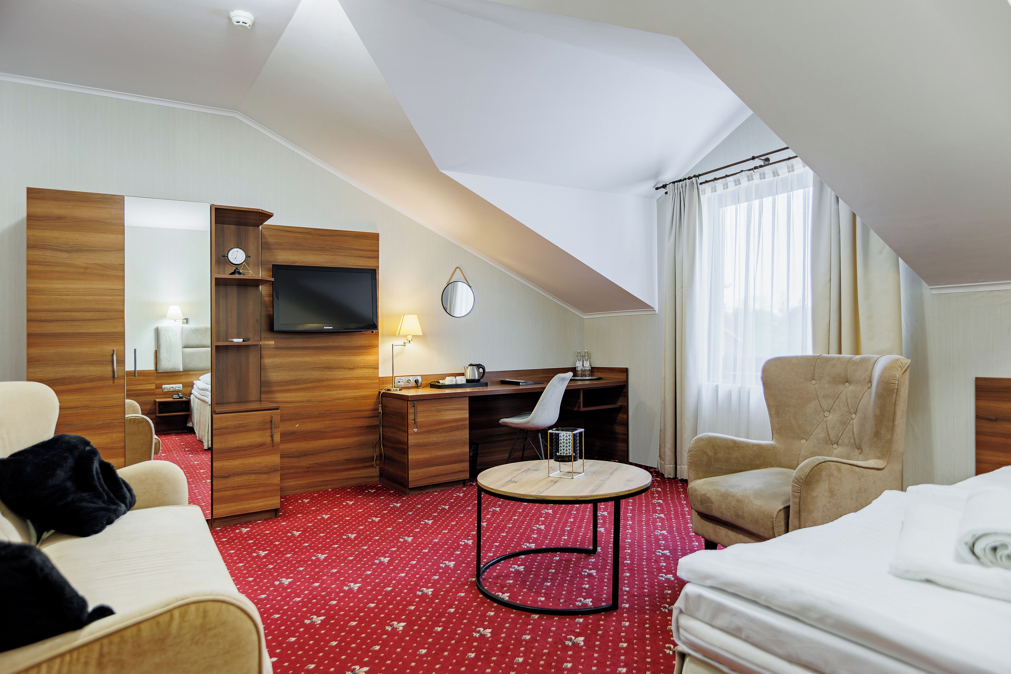 superior double room | 1 bedroom, premium bedding, minibar, in-room safe