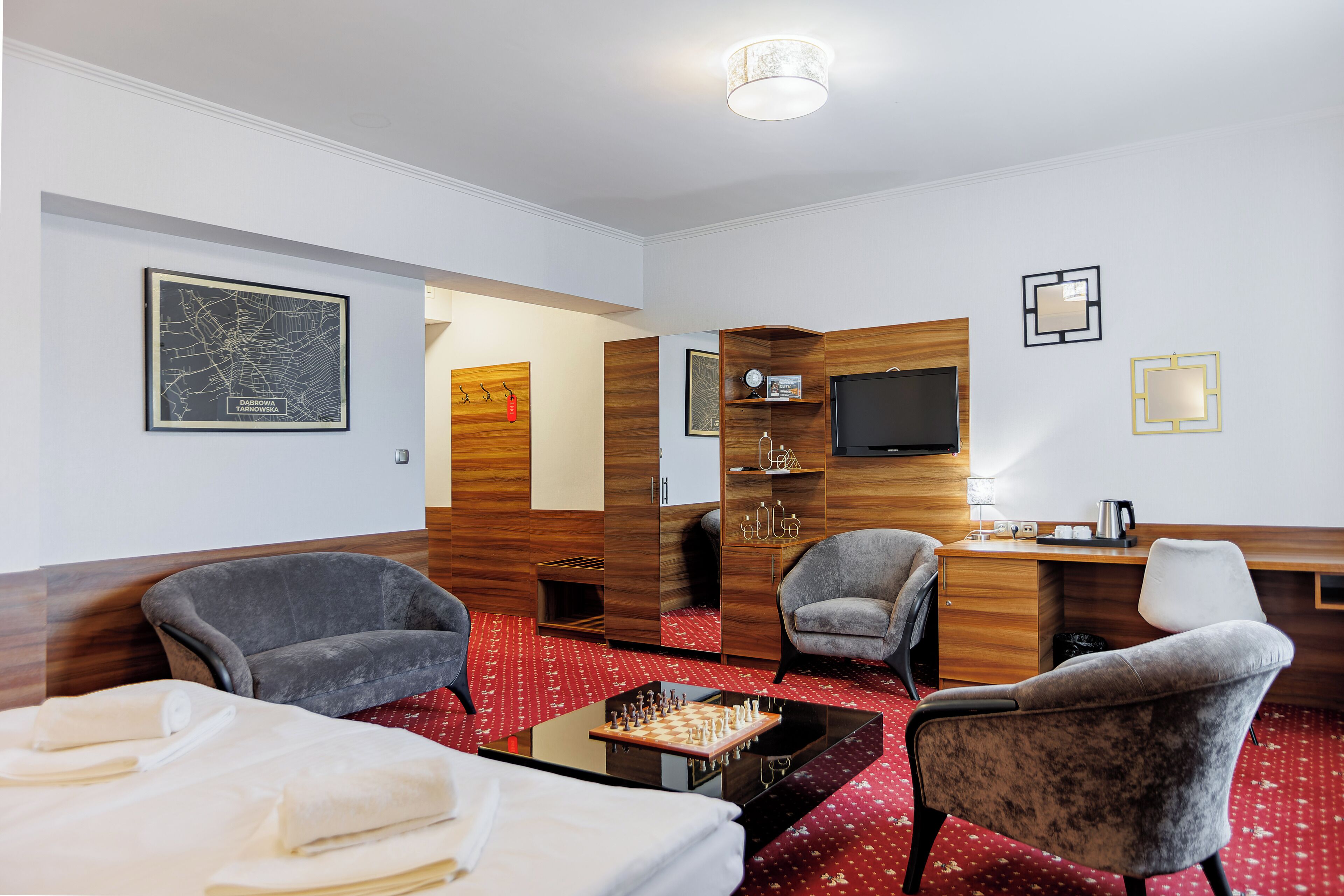 superior double room | 1 bedroom, premium bedding, minibar, in-room safe