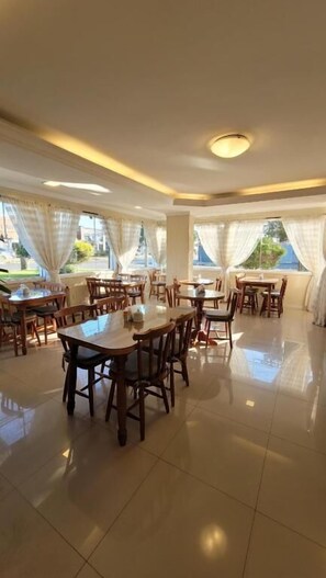 Coffee shop - Pousada Serra Valle (Gramado)