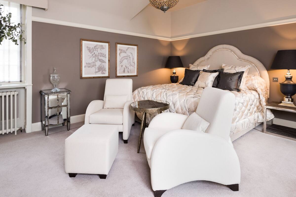 signature double room | egyptian cotton sheets, premium bedding, in-room safe