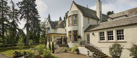 Façana frontal de l'allotjament