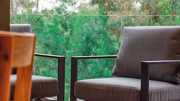 Boronia Villa (2 Bedroom) | Balcony view