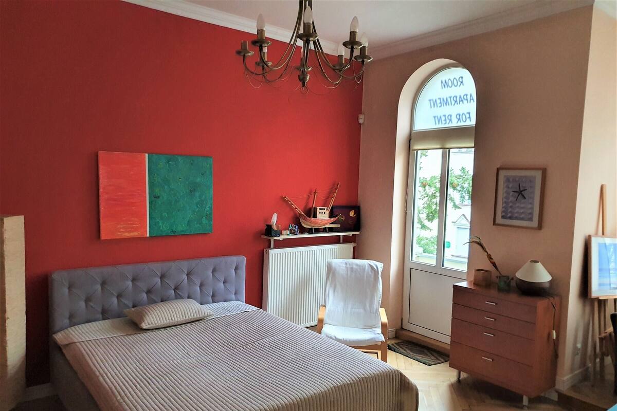 1 bedroom, individually decorated, free WiFi, bed sheets