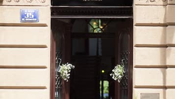 Fachada de la propiedad