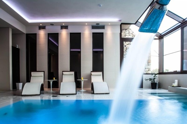 Hot tub, Turkish bath, body treatments, body wraps, body scrubs, facials