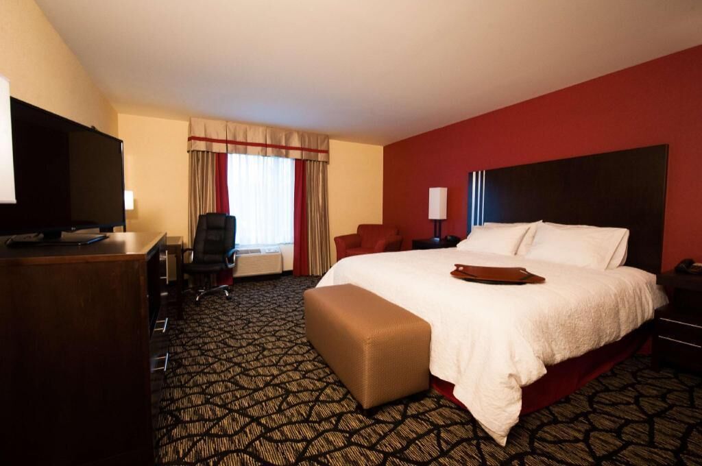 مكتب وستائر تعتيم ومكواة/لوح كي وإنترنت سلكي مجاني