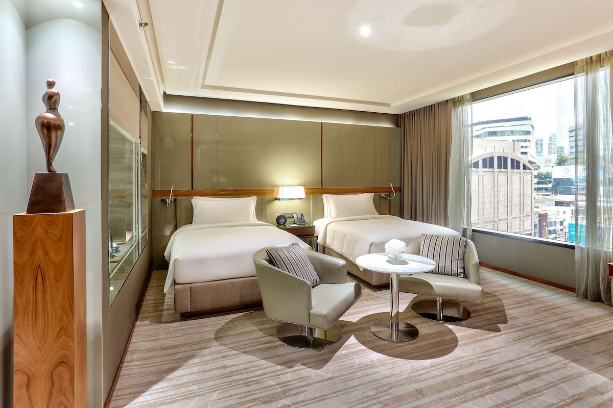 Hilton, Junior Suite, 2 Single Beds, Club lounge access | View from room