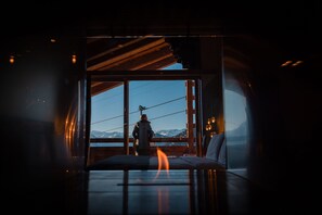 Cool Suite, 1 king bed and 1 sofa bed, Junior suite | 1 bedroom, premium bedding, minibar, in-room safe