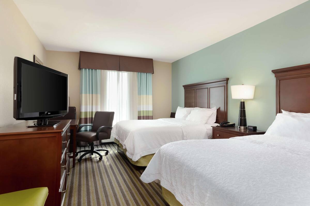 In-room safe, iron/ironing board, WiFi (free), alarm clocks
