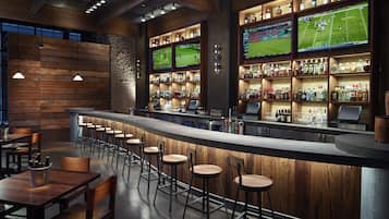 3 bares o lounges, lounge en el lobby