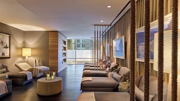 Salas de tratamiento para parejas, sauna y tratamientos corporales