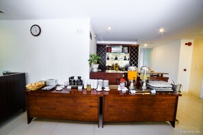 Buffet - White Snow Hotel (Da Nang)
