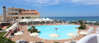 La Plage Resort