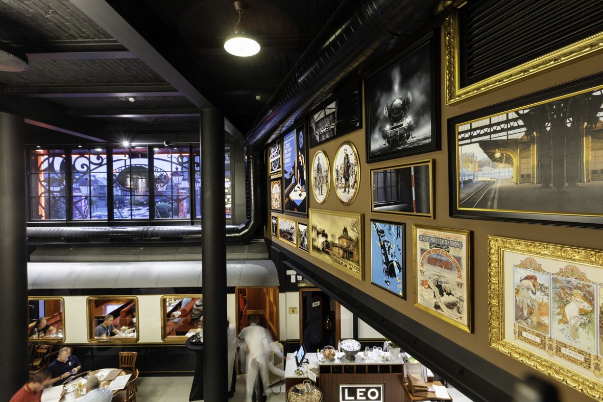 2 restaurants, breakfast, lunch, dinner served; modern european cuisine