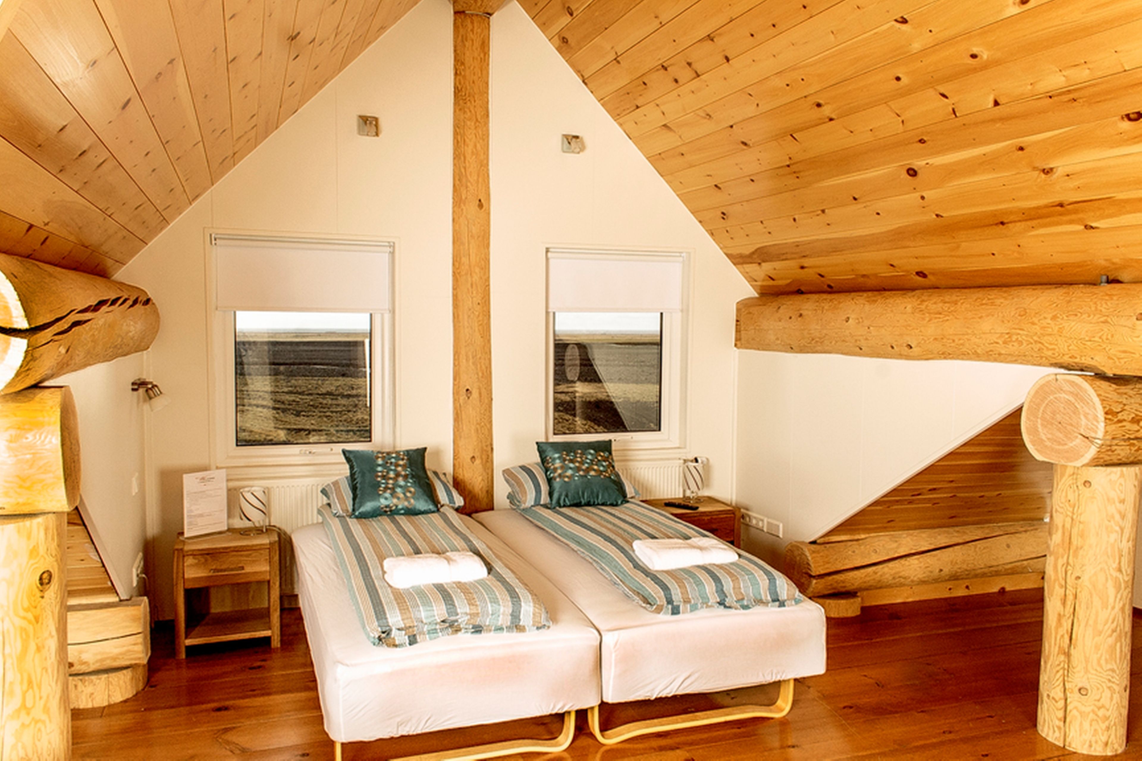 Individually decorated, individually furnished, bed sheets