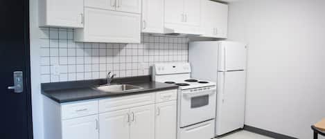 2 Bedroom Suite | Private kitchenette
