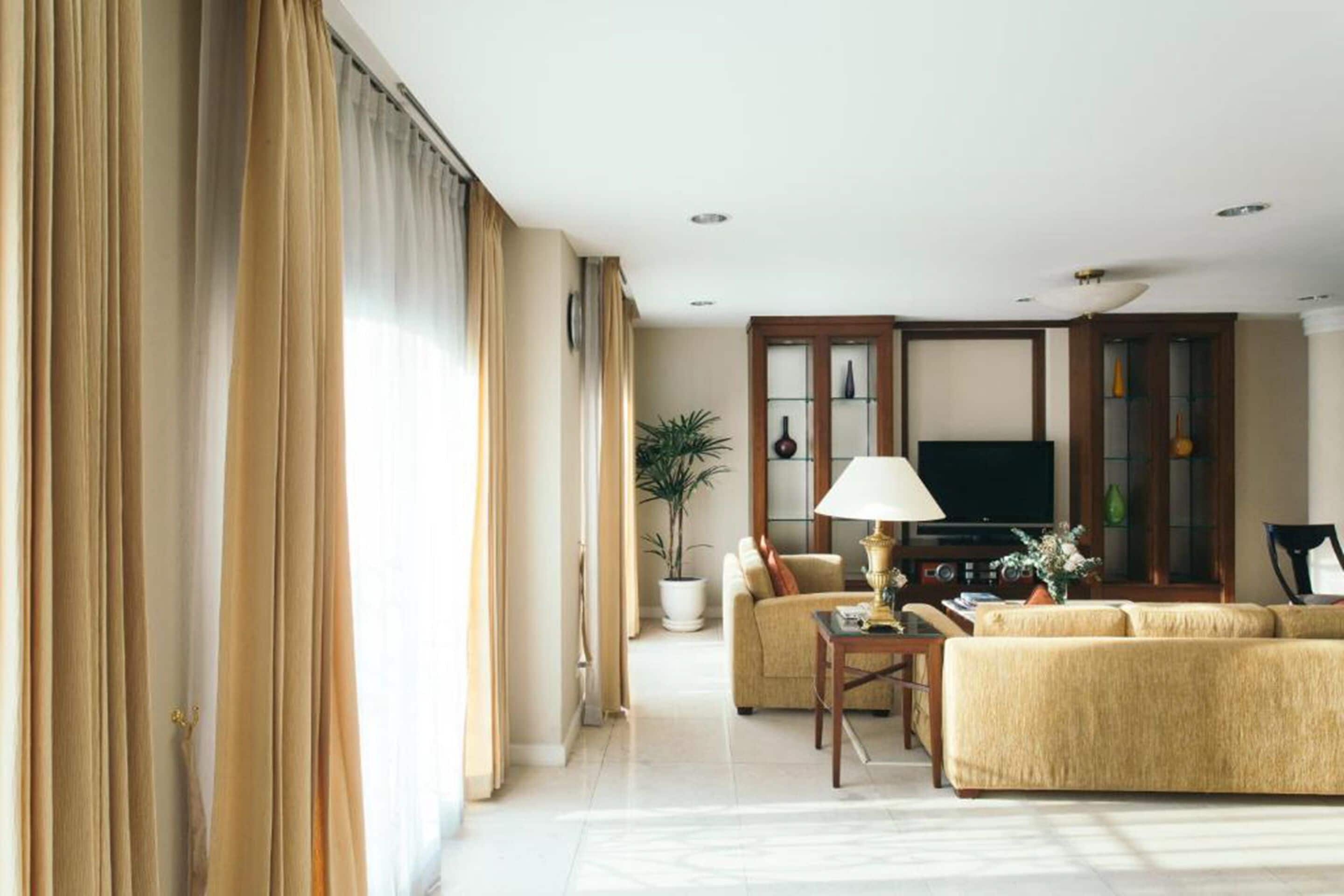 suite, 4 bedrooms | 1 bedroom, minibar, in-room safe, desk