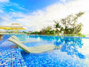 Exterior - Boracay Uptown (Boracay Island)