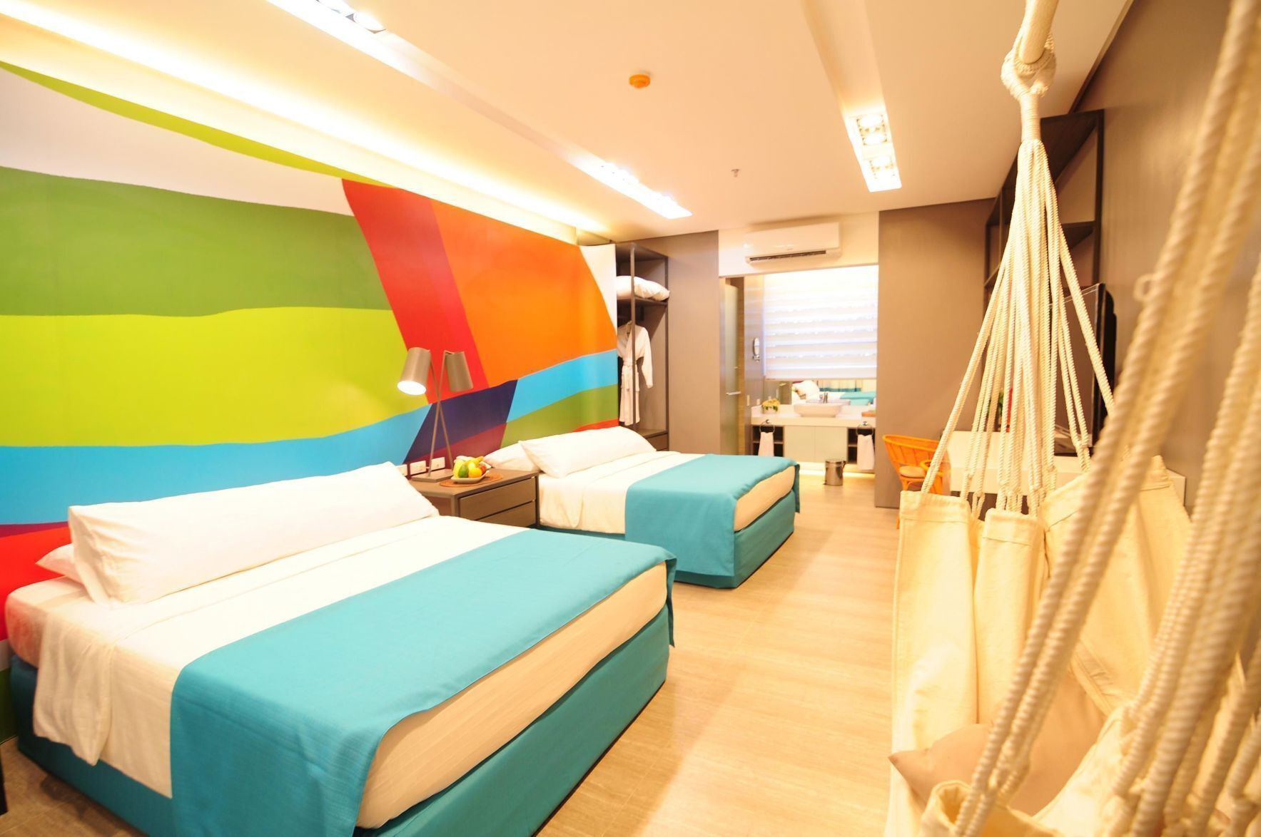 Minibar, in-room safe, desk, laptop workspace