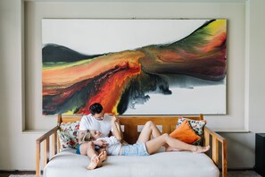 別墅, 1 間臥室, 私人泳池 (Desire) | 起居區 | 43-吋智慧型電視、有線頻道、電視、 DVD 播放機