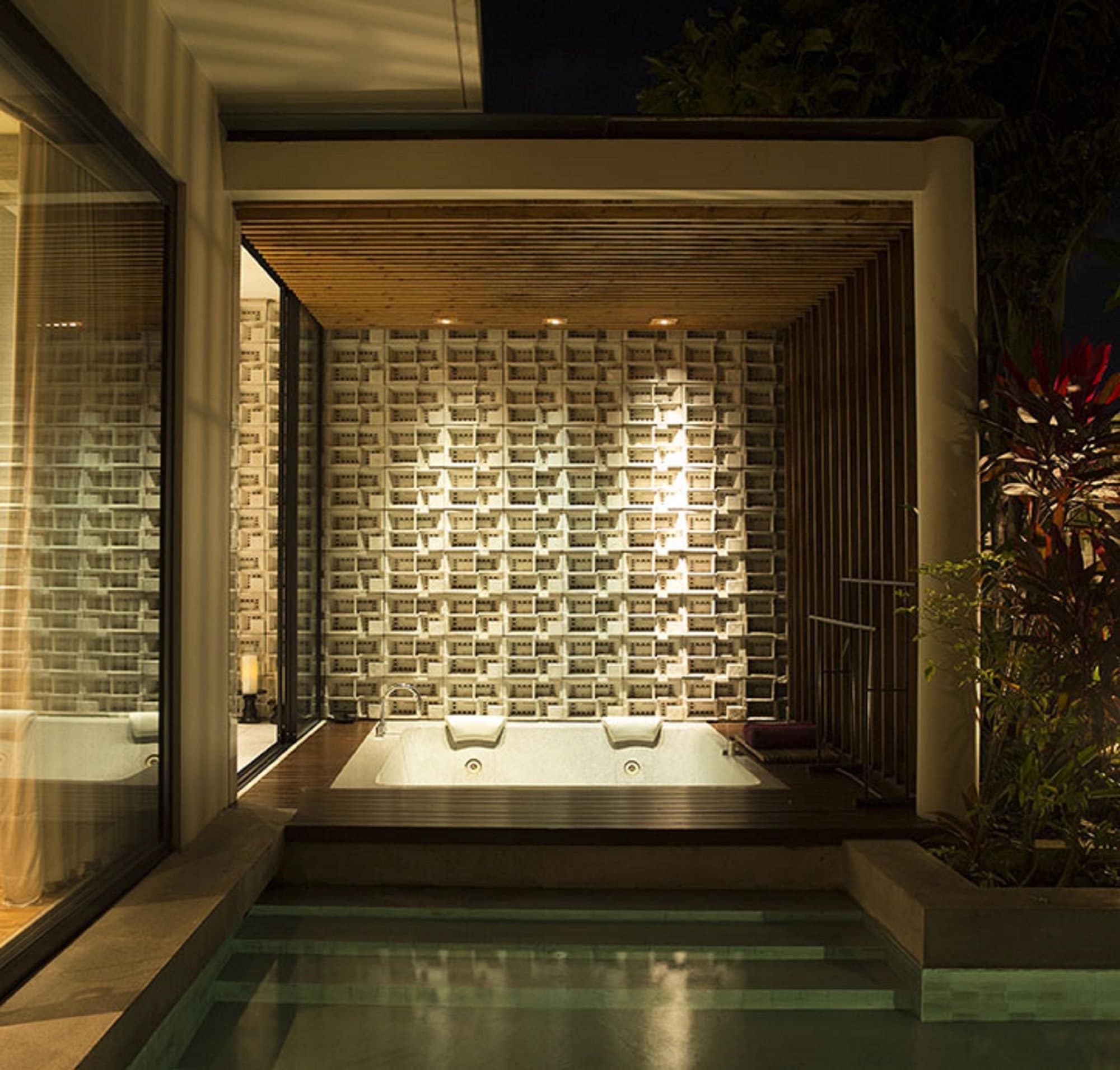 4 Star Hotels