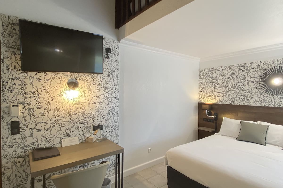 1 bedroom, minibar, in-room safe, blackout curtains