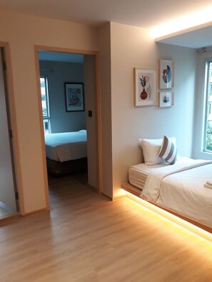 ห้องแฟมิลี่ | ตู้นิรภัยในห้องพัก, โต๊ะทำงาน, Wi-Fi ฟรี, ผ้าปูที่นอน