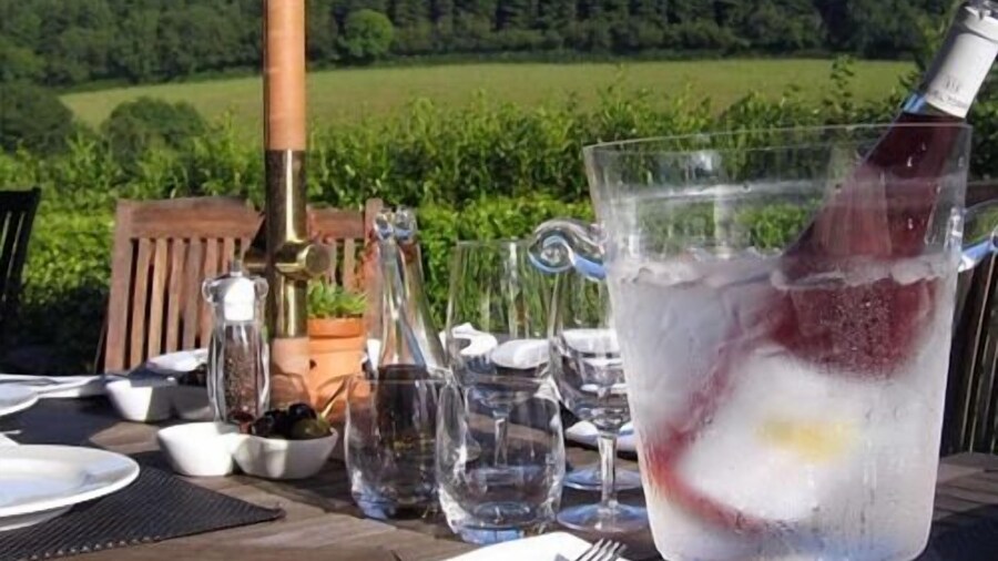 Plantation House Hotel