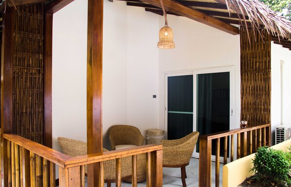 Executive Suite, 1 Bedroom, Accessible, Refrigerator | Terrace/patio