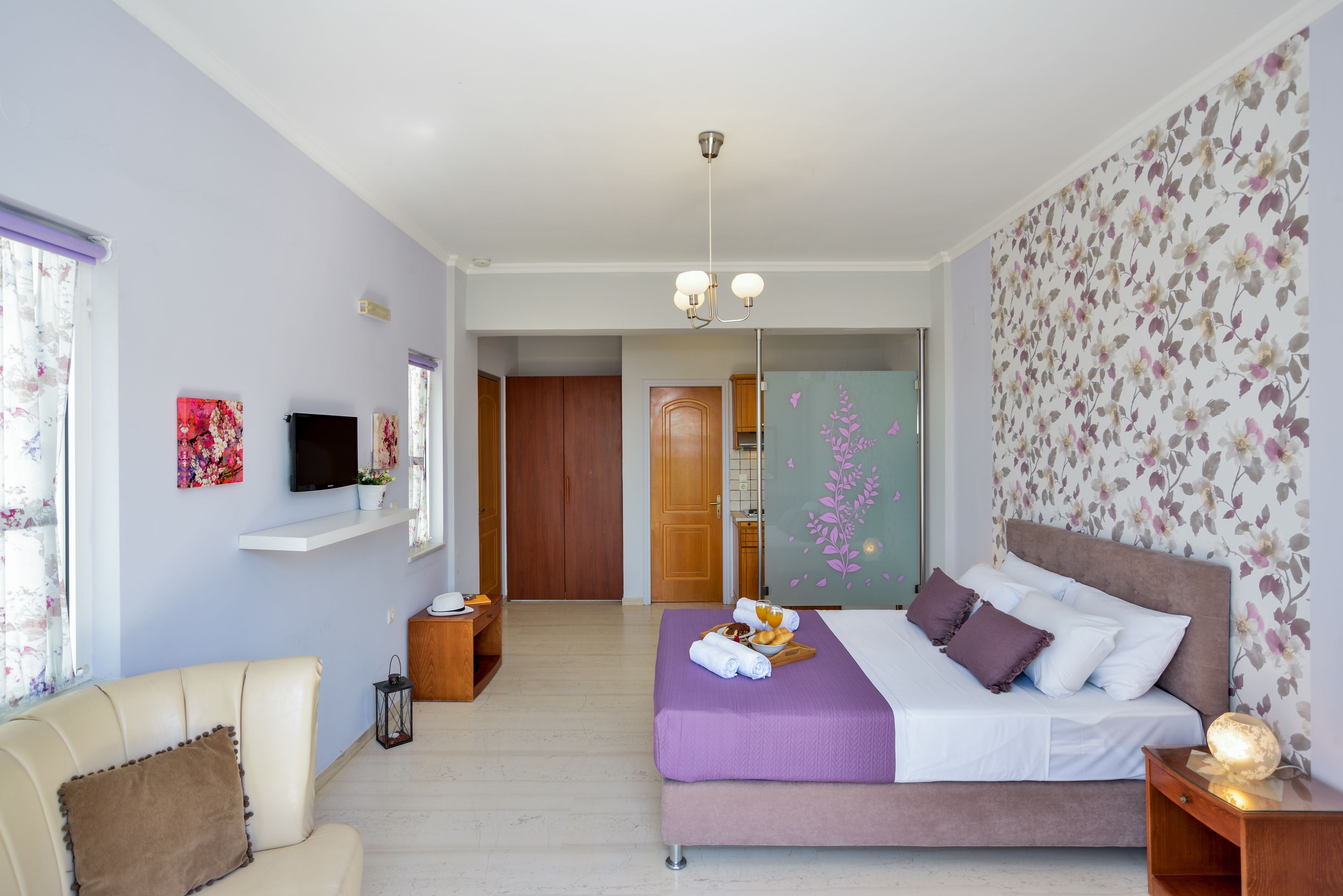 studio, 1 bedroom | in-room safe, desk, laptop workspace, blackout curtains