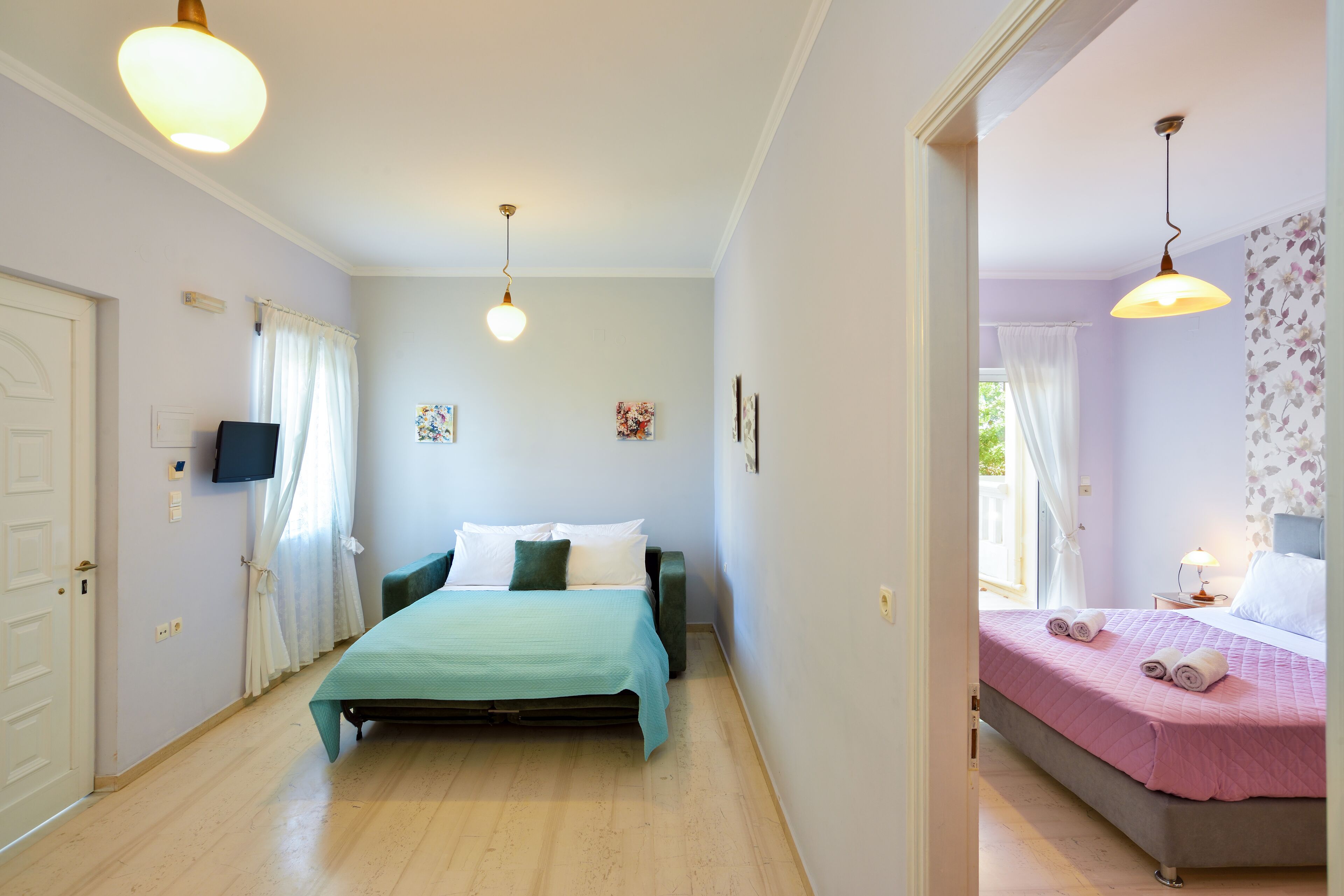 apartment, 1 bedroom | living area | tv