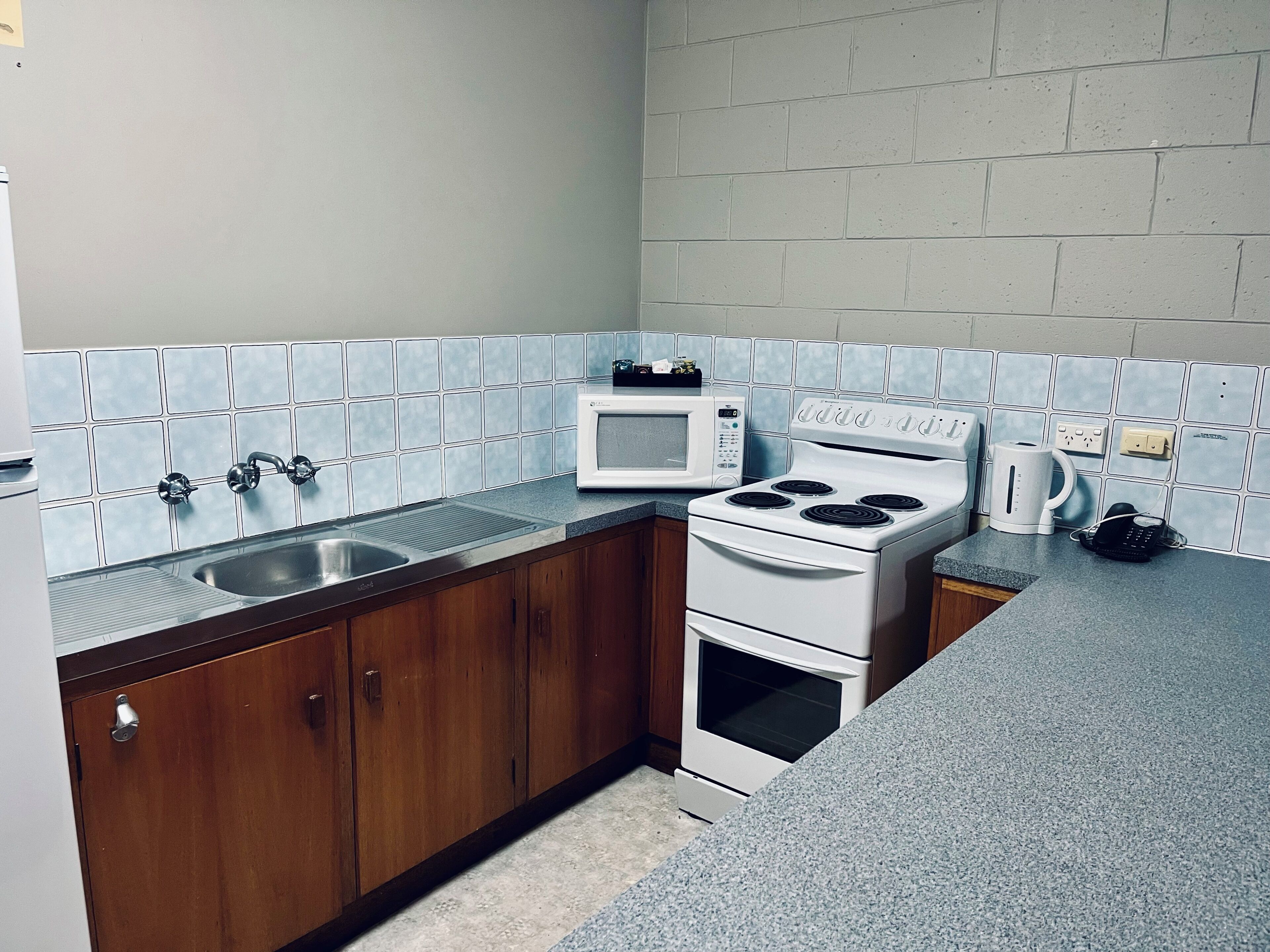 Room, 2 Bedrooms (Self Contained) | Private kitchen | Coffee/tea maker