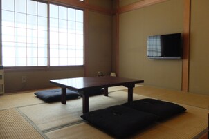 Não-fumante (Japanese Style Room) | Cofres nos quartos, roupa de cama