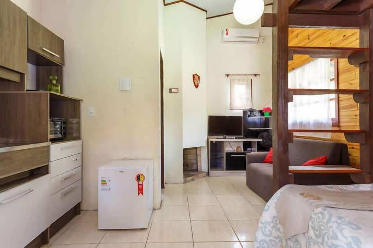 Chalet, 1 Double Bed | Minibar, cribs (free), rollaway beds (free), WiFi (free)