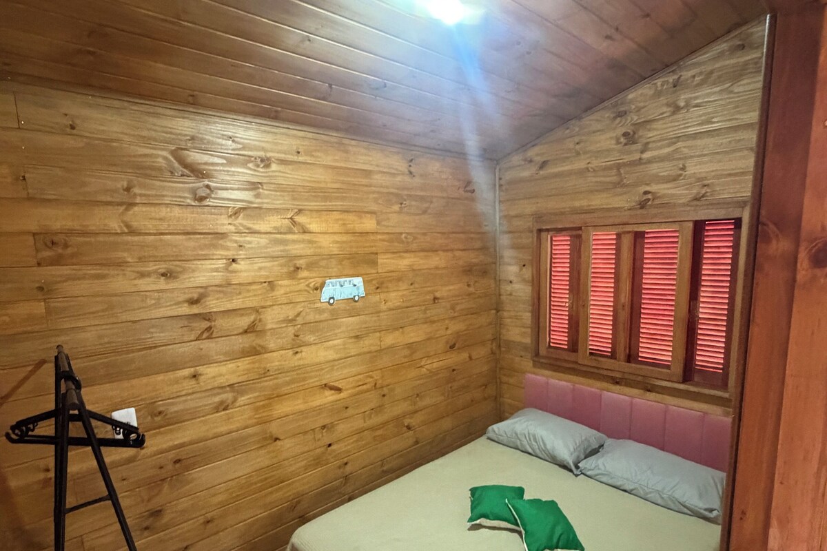 Standard Chalet, 1 Double Bed with Sofa bed | Minibar, WiFi (free), bed sheets