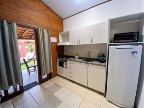 Private kitchen - Green Mountain Pousada (Florianópolis)