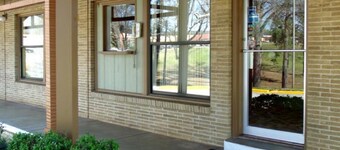 Woodlawn Hills Motel
