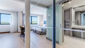 Minibar, caja de seguridad en la habitación, escritorio y wifi gratis