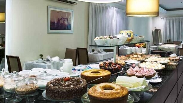 Breakfast area - Comfort Hotel e Suites Osasco (Osasco)