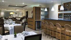 Restaurant - Comfort Hotel e Suites Osasco (Osasco)
