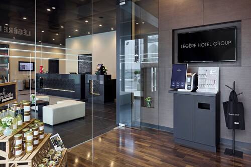 Lobby-Lounge