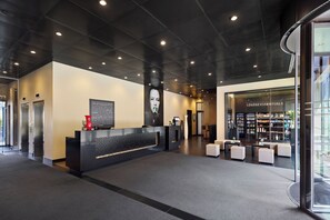 Reception - LEGERE HOTEL Tuttlingen (Tuttlingen)