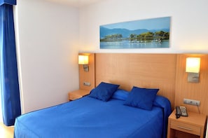 Standard-Doppel- oder -Zweibettzimmer